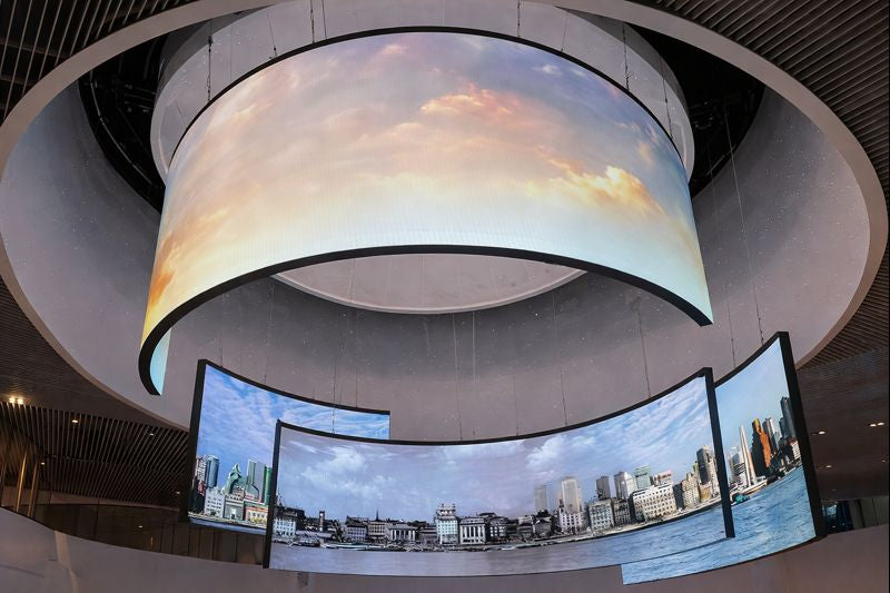How to Choose Indoor Flexible LED Modules? From P1.25 to P4, A Complete Guide to Real PIF-Series Applications in Creative Curved Displays